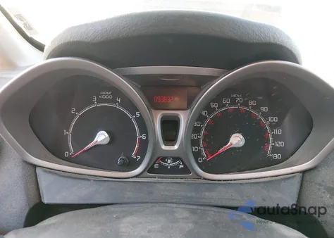 2013 Ford Fiesta Se z USA, uszkodzony, nr VIN 3FADP4BJ0DM173018